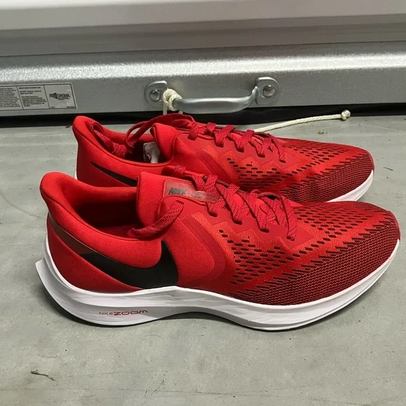 Nike Men's Air Zoom Winflo 6 Running Shoe - Picture 1 of 8